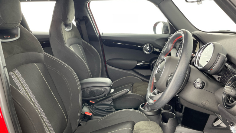 MINI Hatchback 2.0 Cooper S Sport II 5dr Auto [Comfort/Nav Pack] Petrol Hatchback